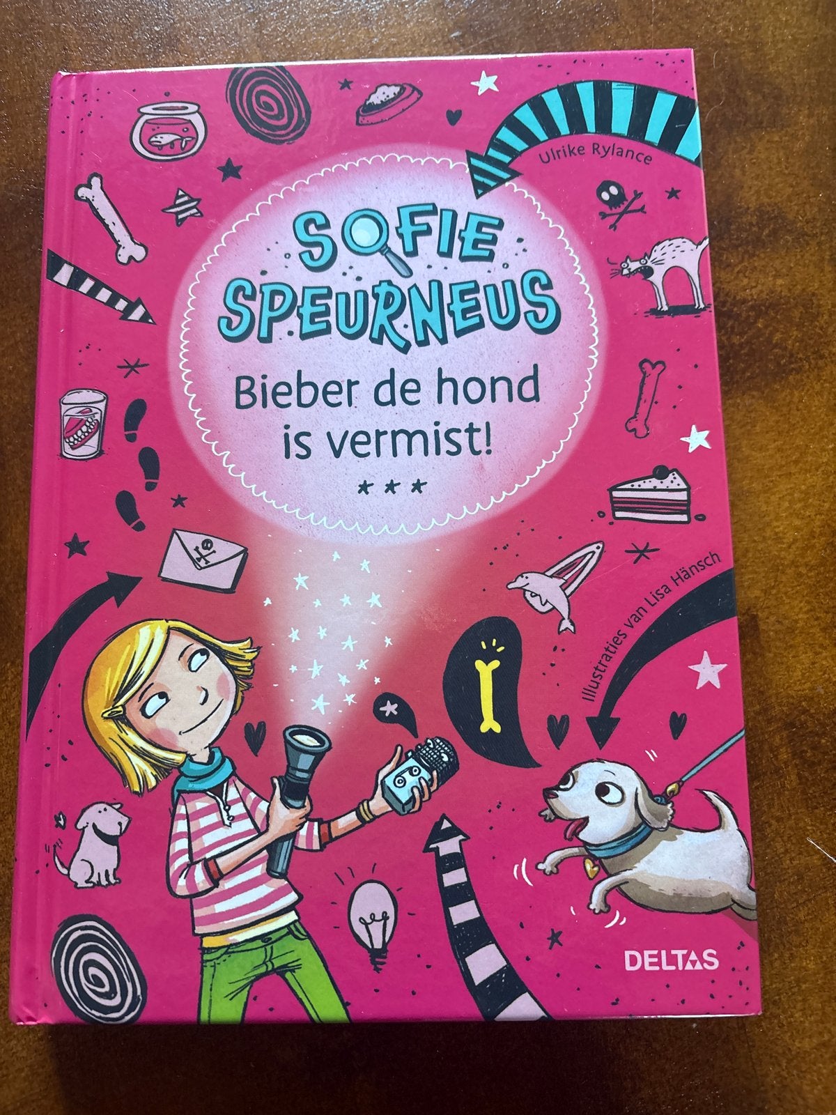 Sofie Speurneus: Bieber de hond is vermist! - Ulrike Rylance, Ophalen of Verzenden, Zo goed als nieuw, Fictie