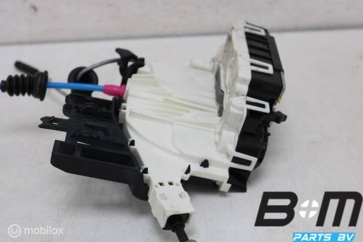 Deurslot linksachter Mercedes A-Klasse W176 A2047302735, Gebruikt