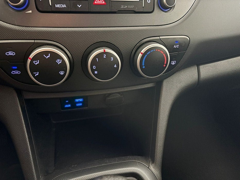 Hyundai i10 1.0i Comfort | NAVI | VELGEN ✅ 1e Eigenaar, Voorwielaandrijving, 12 maanden, Stof, Gebruikt