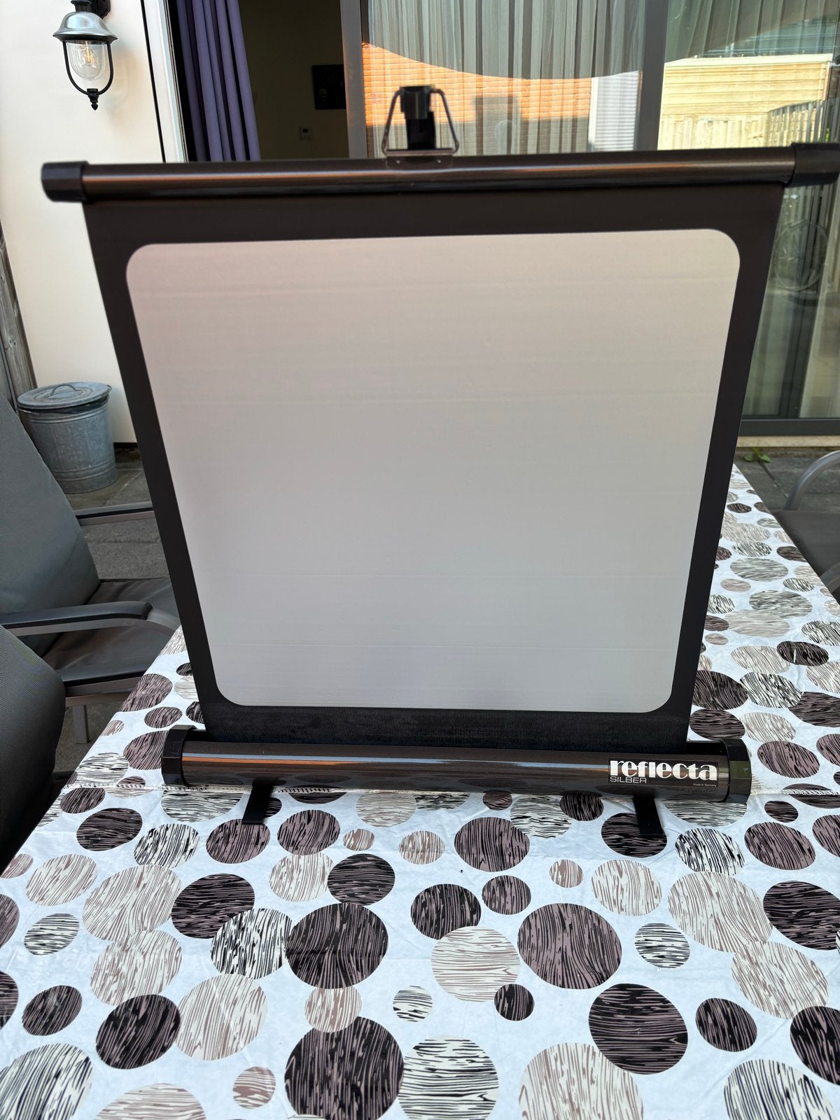 Compact Reflecta diascherm - Ideaal voor presentaties, Audio, Tv en Foto, Projectieschermen, Gebruikt, Handmatig, Ophalen