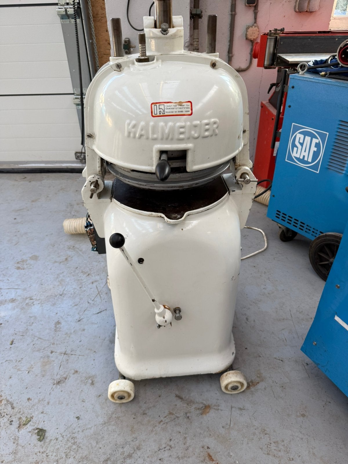 Kalmeijer deegverdeler - Professionele bakkerijmachine, Ophalen