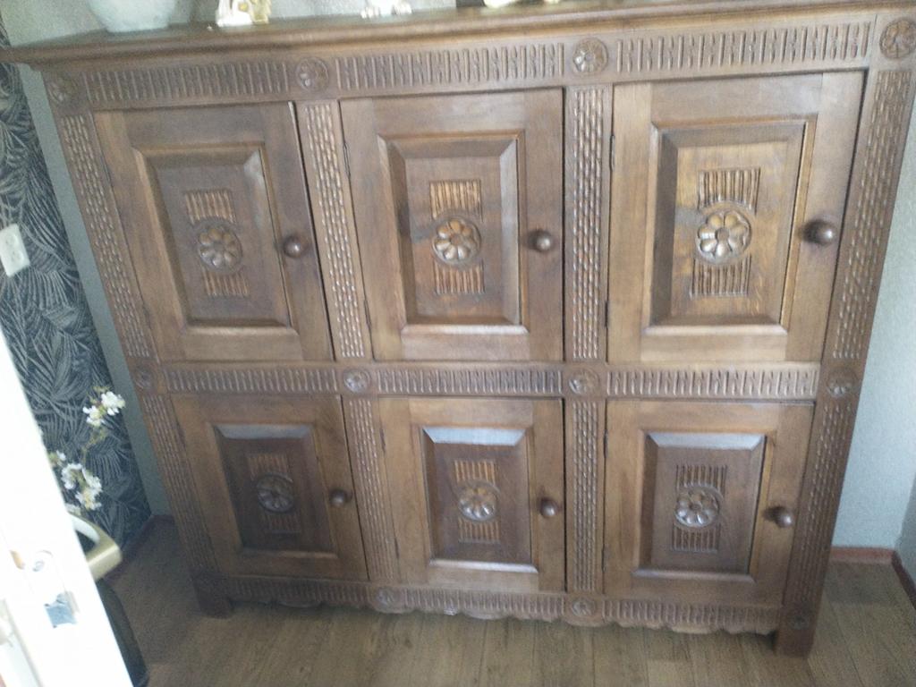 Massieve eiken boerenkast (laatste week!), Ophalen