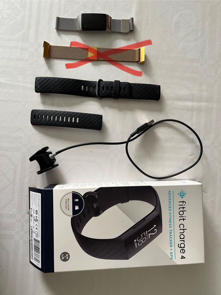 Fitbit charge 4 defect, bandjes en lader, Ophalen of Verzenden, Gebruikt, Android