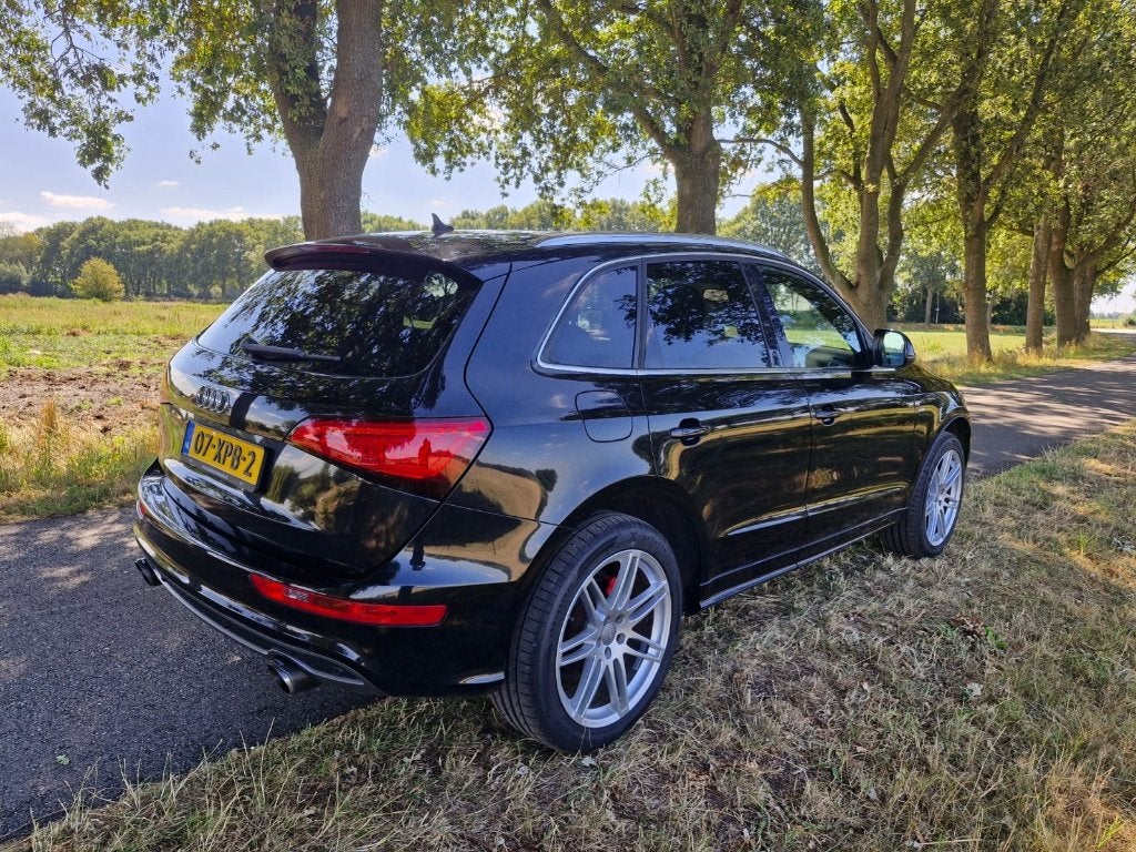Audi Q5 2.0 Tfsi S-line Quattro Zwart / Nieuwe motor! / Pano, Auto's, 4 cilinders, Leder en Stof, Zwart, Bedrijf