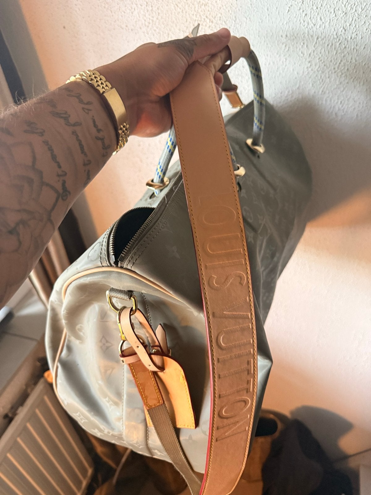 Louis Vuitton Keepall Bandoulière 50 Monogram Eclipse, Ophalen of Verzenden, Zo goed als nieuw, Grijs, Overige typen