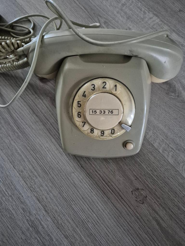 retro oude Telefoon draaischijf PTT T65  creme, Ophalen of Verzenden
