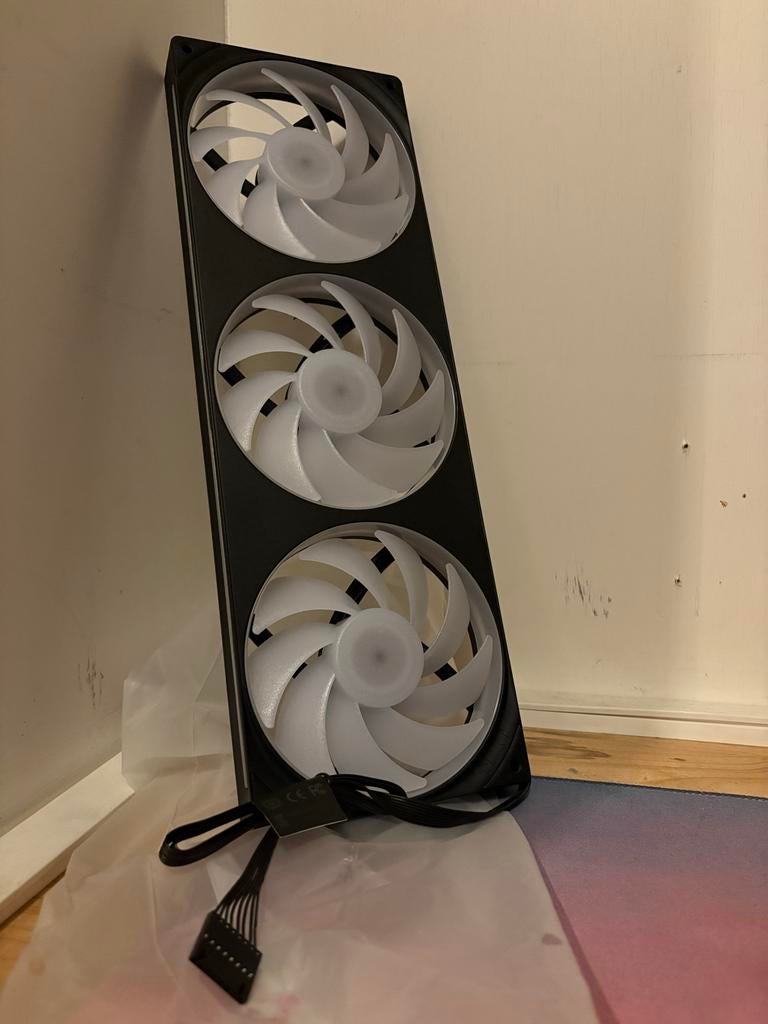 3x nzxt PC Ventilator Waterkoeling Radiator Fans Wit, Computers en Software, Computerkoelers, Ophalen of Verzenden, Nieuw, Luchtkoeling