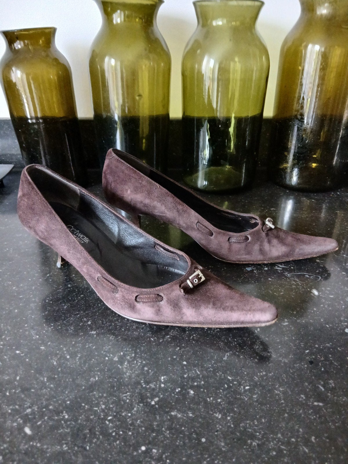 Bruine kalfs suede pumps Catwalk mt  39.5, Verzenden, Zo goed als nieuw, Bruin