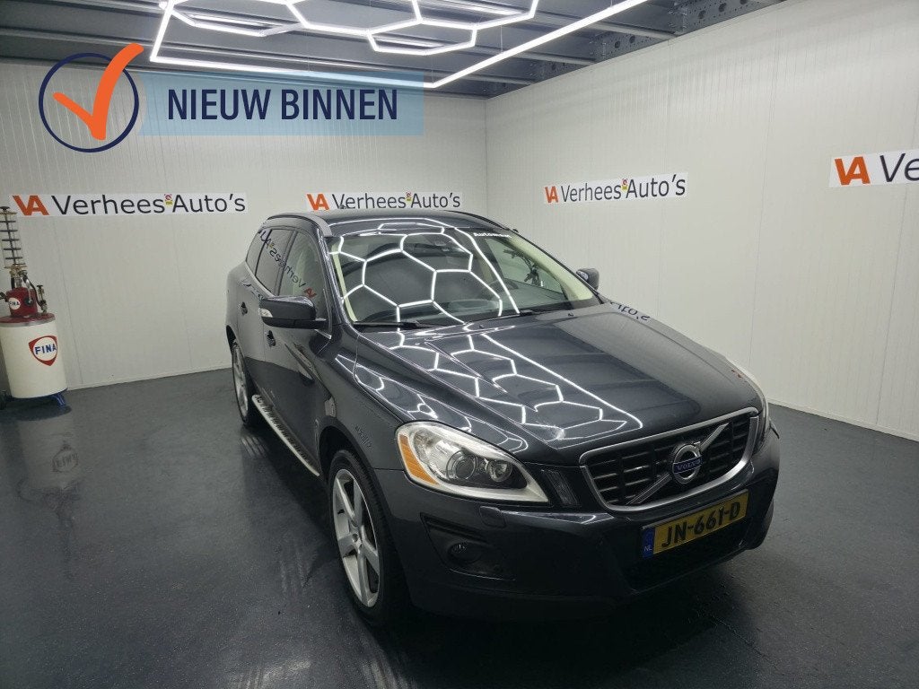 Volvo XC60 3.0 T6 AWD *Youngtimer*, Auto's, Automaat, Gebruikt, 2000 kg, 316 pk