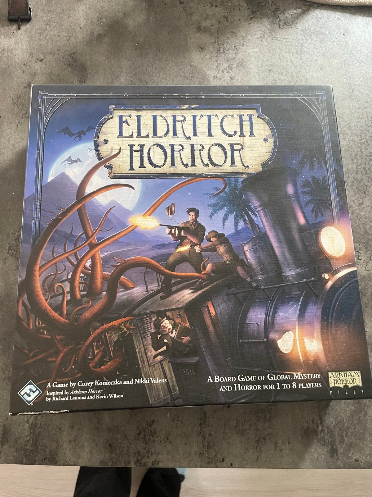Eldritch Horror Bordspel - Global Mystery & Horror, Vijf spelers of meer, Ophalen of Verzenden, Zo goed als nieuw