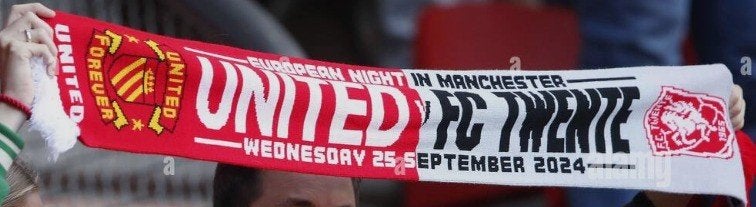 Gezocht: Manchester United - FC Twente sjaal, Ophalen of Verzenden, Zo goed als nieuw, F.C. Twente, Vaantje of Sjaal