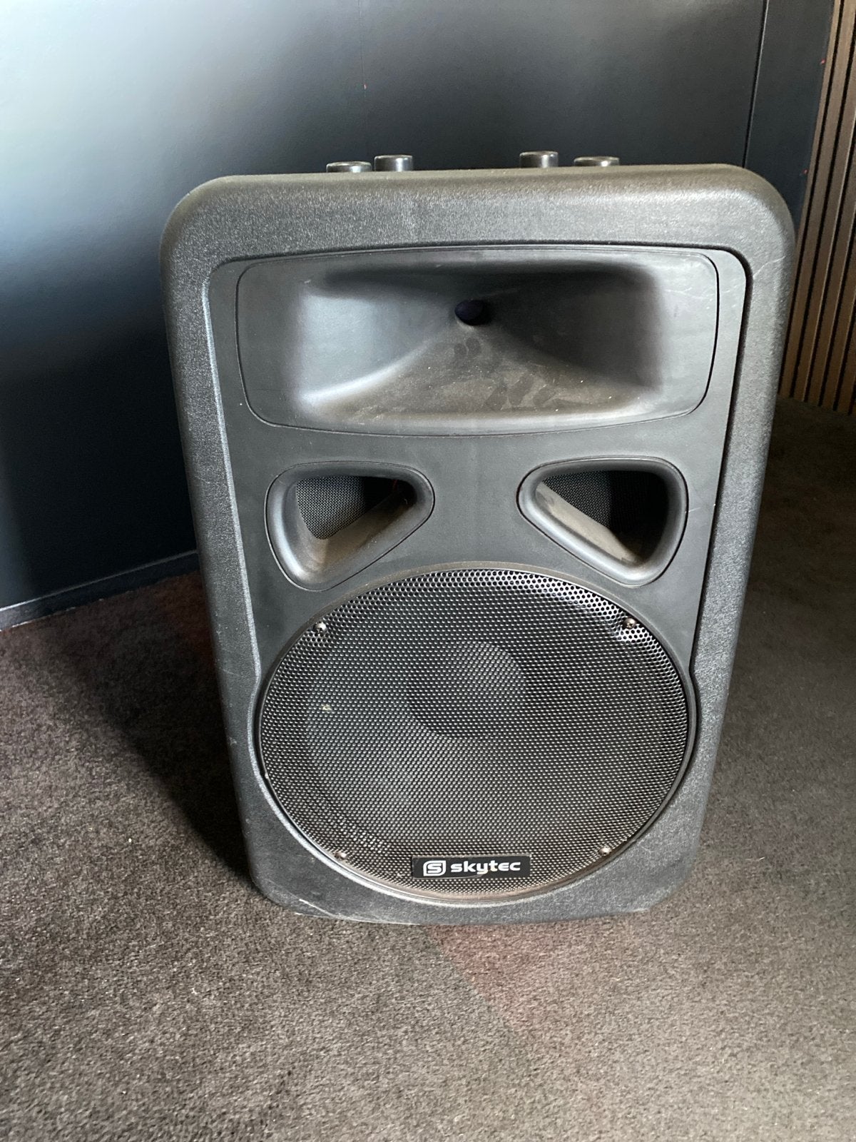 SkyTec actieve luidspreker - Model 170.316, Ophalen, Gebruikt, Minder dan 500 watt