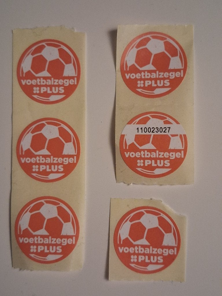 Voetbalzegels PLUS  6 st., Verzamelen, Supermarktacties, Plus, Ophalen