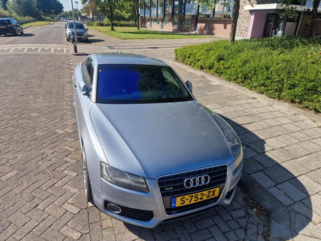 Audi A5 2.0 Tfsi 211pk Quattro 2011 Grijs, Auto's, Audi, Zwart, 4 cilinders, 1984 cc, 4 stoelen