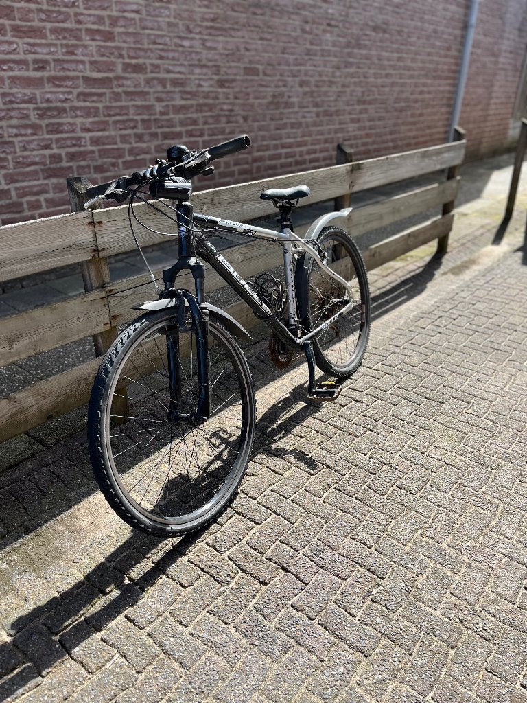 Bulls fiets met vering en Shimano Deore onderdelen, Overige merken, Minder dan 10 versnellingen, Gebruikt, Velgrem