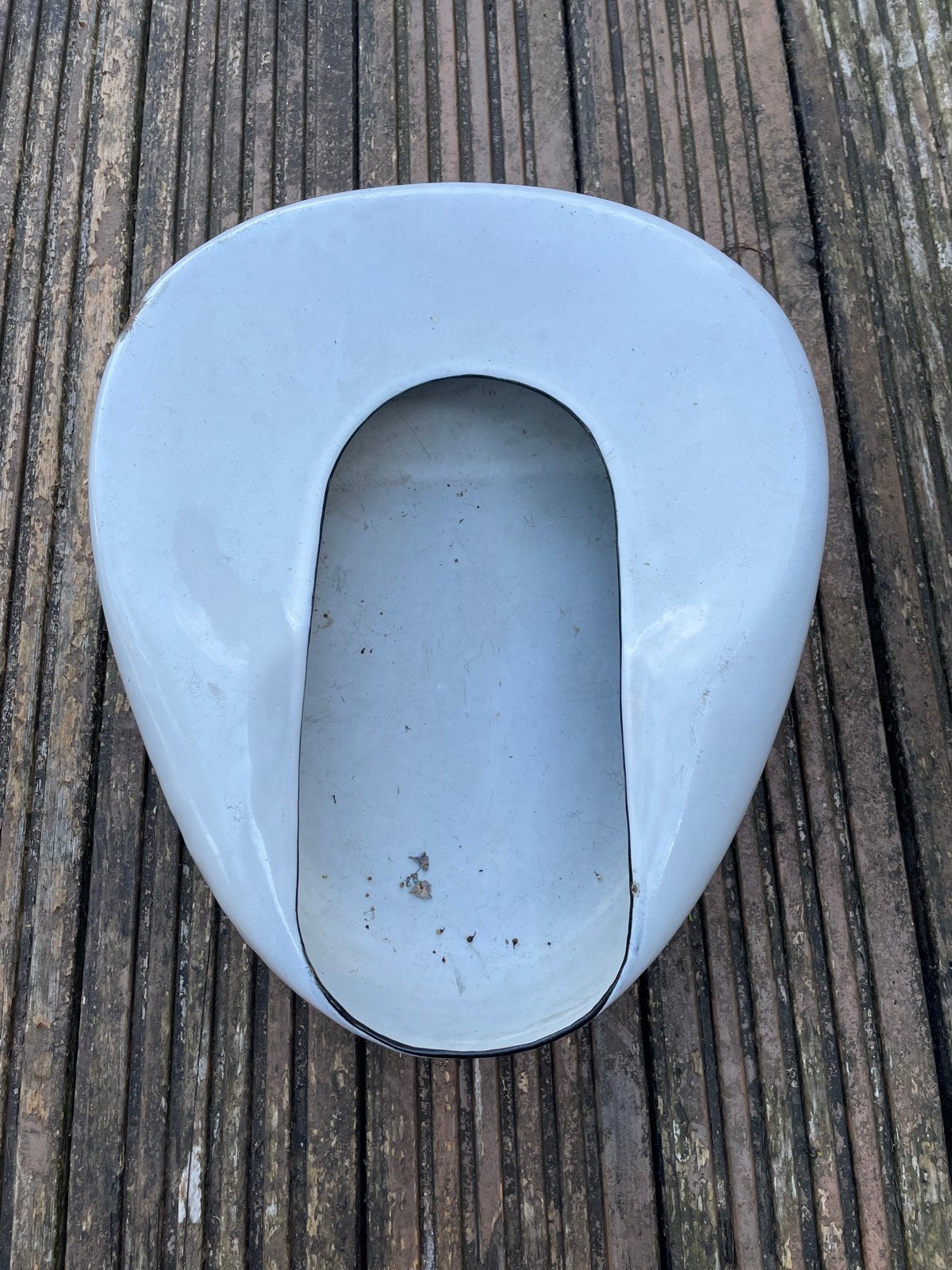 Ondersteek - po - bloembak- emaille wit , leuk model, Ophalen