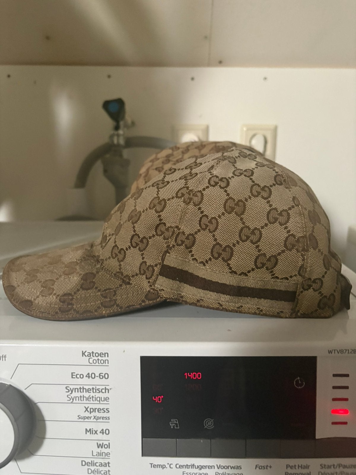 Gucci pet, Ophalen, Zo goed als nieuw