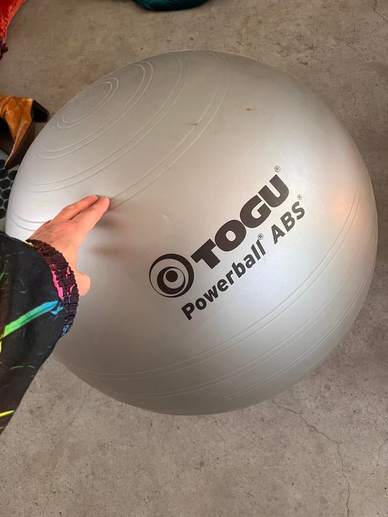 Fitness bal, tot 65 cm, Sport en Fitness, Ophalen of Verzenden, Gebruikt, Fitnessbal