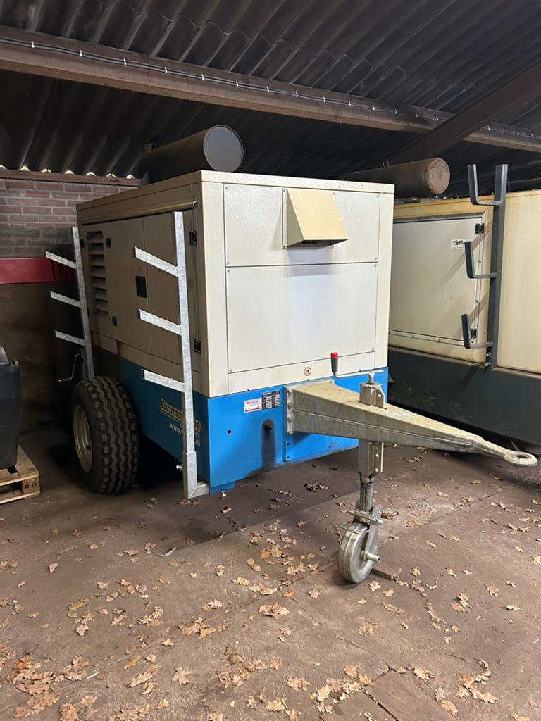 Euromacchine beregeningsmotor pompset, Ophalen, Akkerbouw, Beregening en Drainage