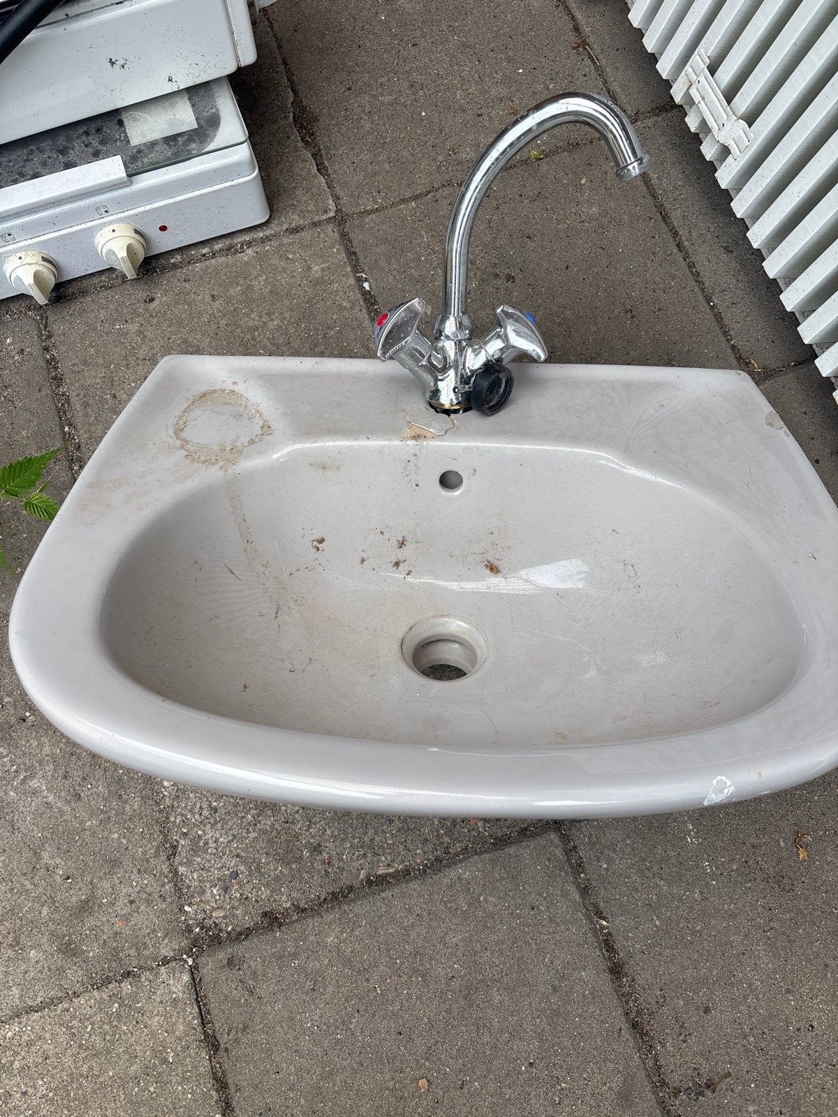 Gebruikte wastafel met kraan, Ophalen of Verzenden, Gebruikt, Chroom, Wastafel