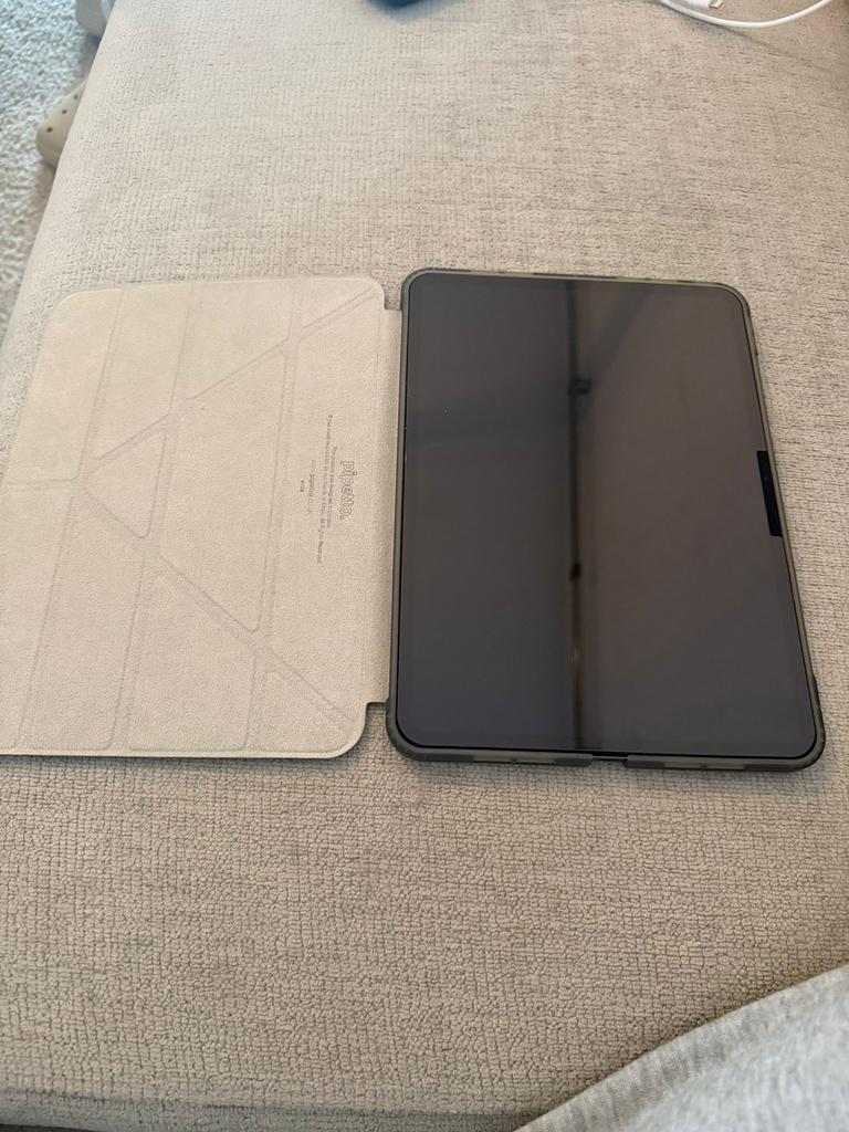 iPad Pro 11” Wifi + Cellular (2024) 256GB – NIEUWSTAAT, Computers en Software, Apple iPads, 11 inch, Ophalen of Verzenden, Zo goed als nieuw