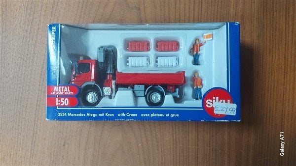Siku 3534 Mercedes Actros met kraan, Ophalen of Verzenden, Zo goed als nieuw, Bus of Vrachtwagen, SIKU