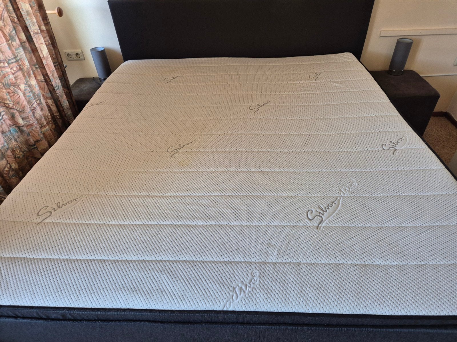 Nog erg nette antraciet kleur Boxspring, Ophalen, Tweepersoons, Zo goed als nieuw, 180 cm