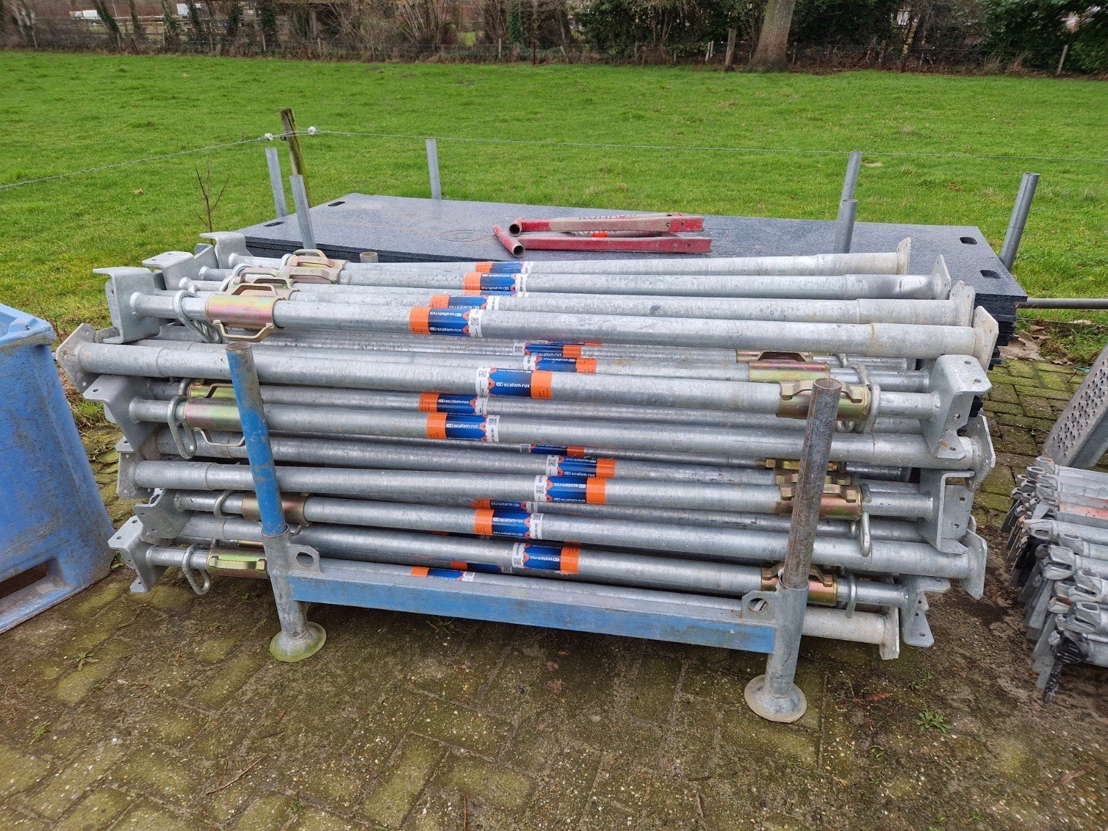 verhuur van Bouwstempels, rijplaten,  gevelsteiger,  etc, Doe-het-zelf en Verbouw, Ophalen of Verzenden