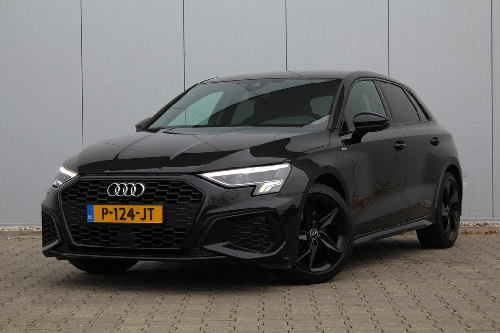 Audi A3 Sportback 30 TFSI S edition | 3x S-Line | Automaat |, Auto's, Audi, Gebruikt, Leder en Stof, Origineel Nederlands, Bedrijf