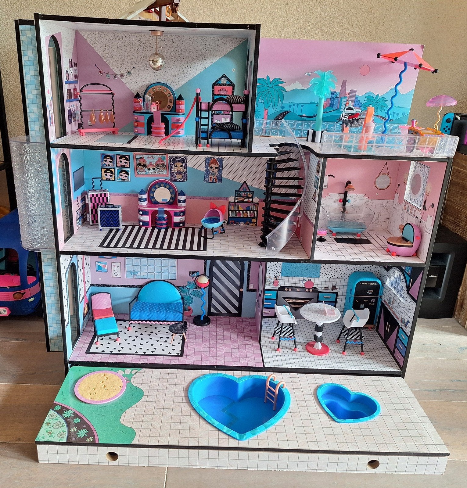 L.O.L. Surprise set: poppenhuis, camper, vliegtuig en poppen, Kinderen en Baby's, Ophalen, Poppenhuis