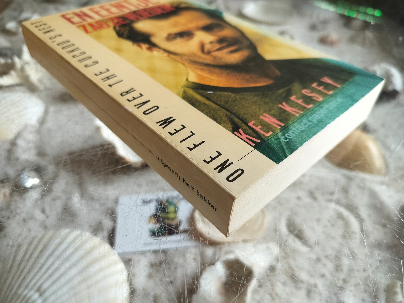 Ken Kesey - En eentje zag ze vliegen, Boeken, Ophalen of Verzenden, Gelezen