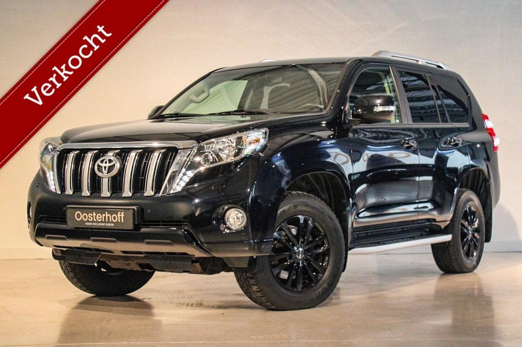 Toyota LandCruiser 2.8 D-4D Professional Grijs Kenteken, Auto's, Toyota, Gebruikt, 4 cilinders, 3000 kg, Zwart