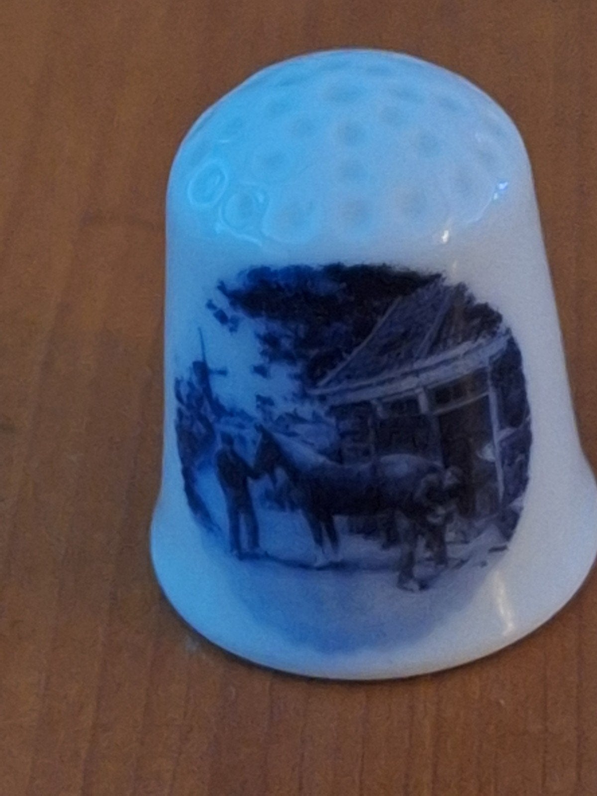 Antieke vingerhoed China Thimble England Sampson Souvenirs, Verzamelen, Ophalen of Verzenden, Zo goed als nieuw