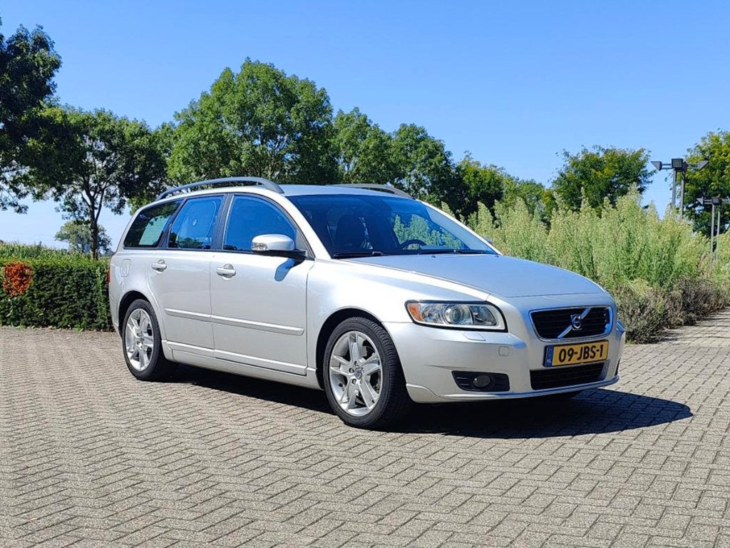 Volvo V50 2.4i Automaat - 2009 - Lage kilometerstand!, Zwart, 700 kg, 2435 cc, Particulier
