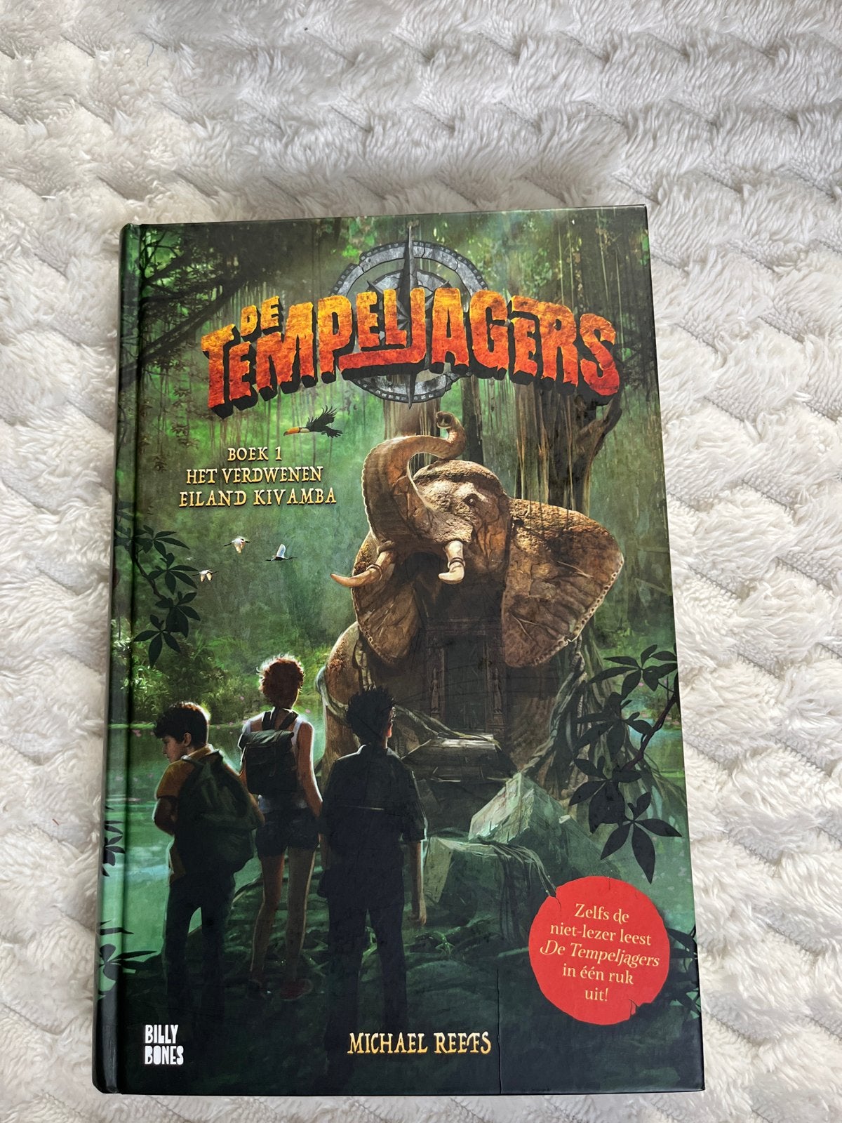 De Tempeljagers Boek 1: Het Verdwenen Eiland Kivamba, Boeken, Ophalen of Verzenden, Zo goed als nieuw, Fictie