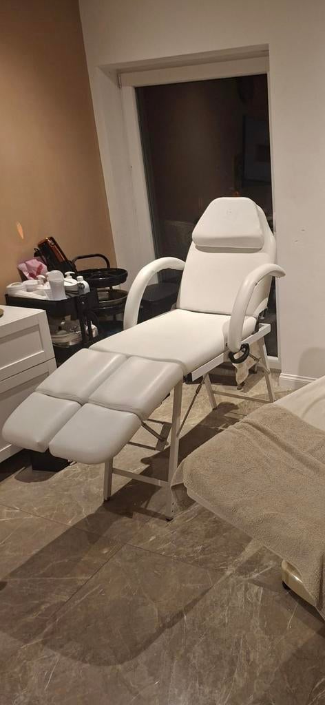 Uitklapbare behandelstoel / massagebank, Ophalen of Verzenden, Eén