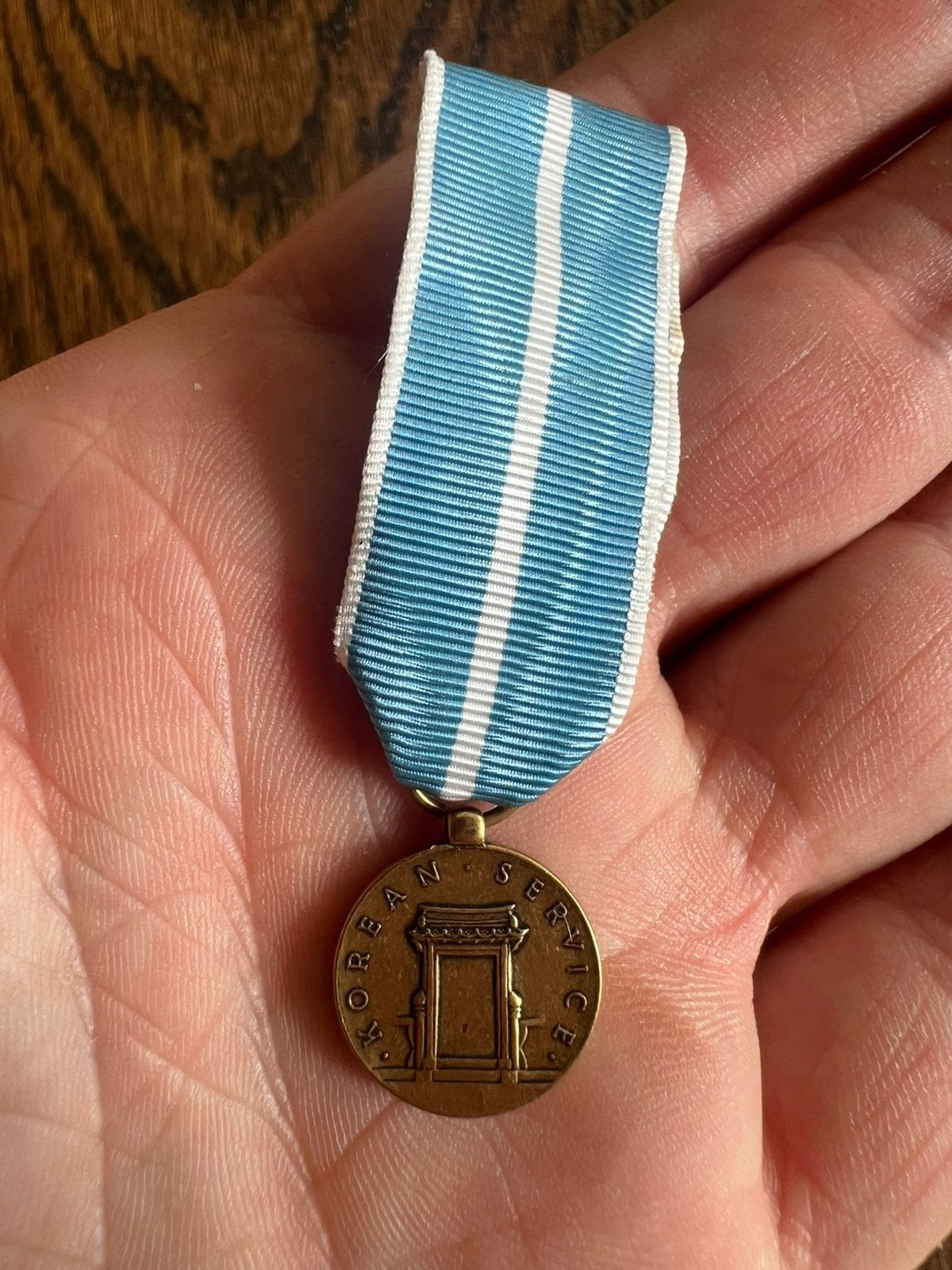 Amerikaans Korea Service Medal Miniatuur medaille, Verzamelen, Amerika, Verzenden, Lintje, Medaille of Wings, Landmacht