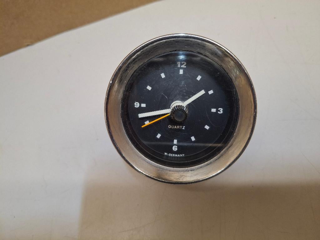 Kienzle quarz klok (volvo oldtimer vw kever triumph mg, Auto-onderdelen, Ophalen, Gebruikt, ., .