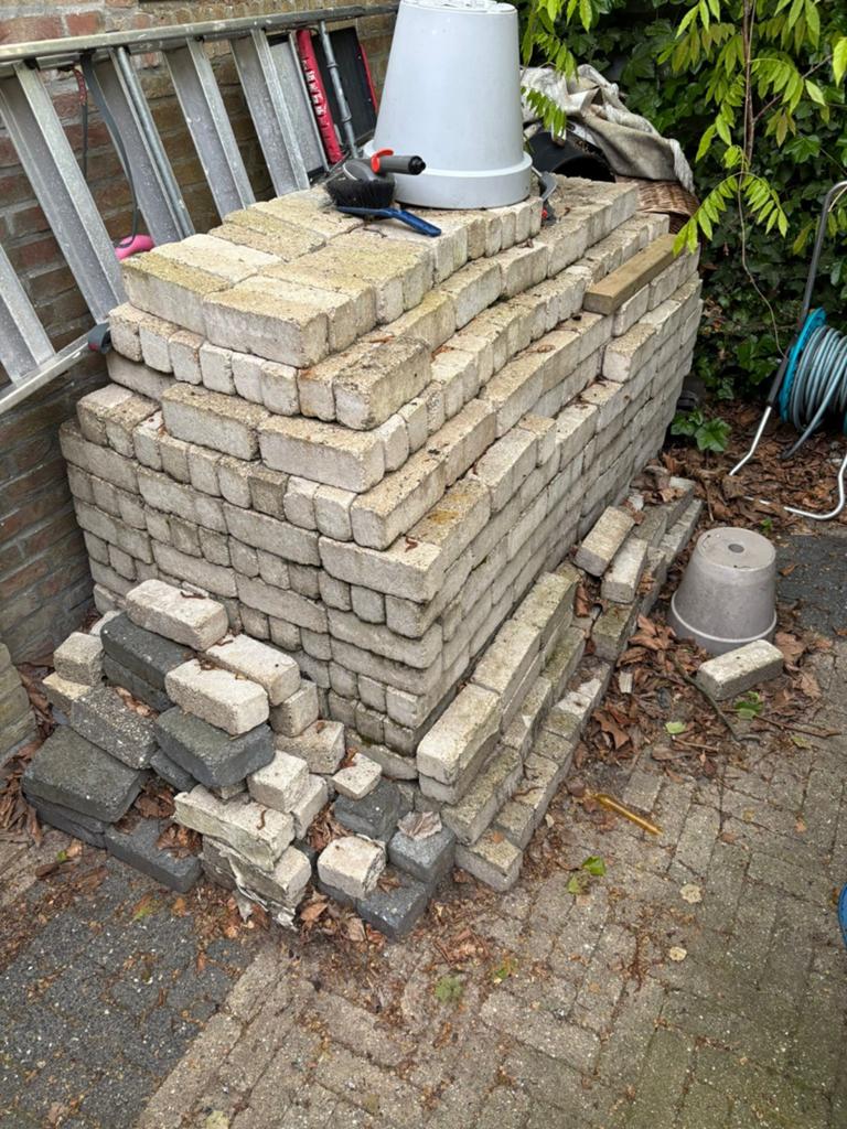 Stenen, Ophalen, Beton, Klinkers