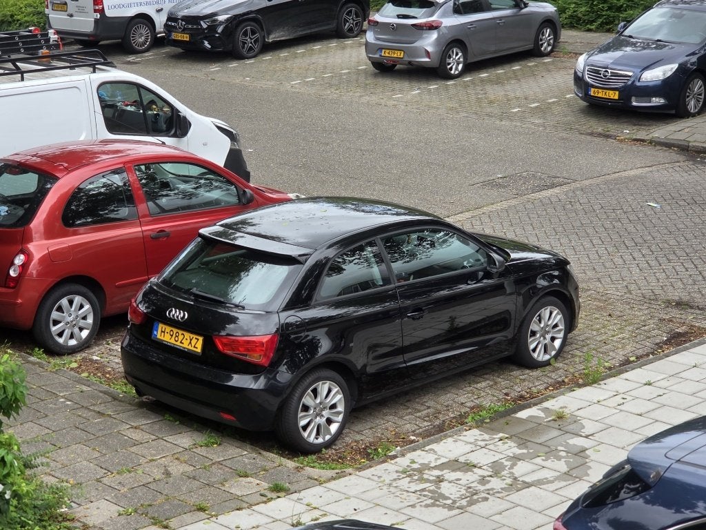 Audi A1 1.2 Tfsi 63KW 2013 Zwart, Auto's, Audi, Voorwielaandrijving, 4 cilinders, 4 stoelen, Zwart