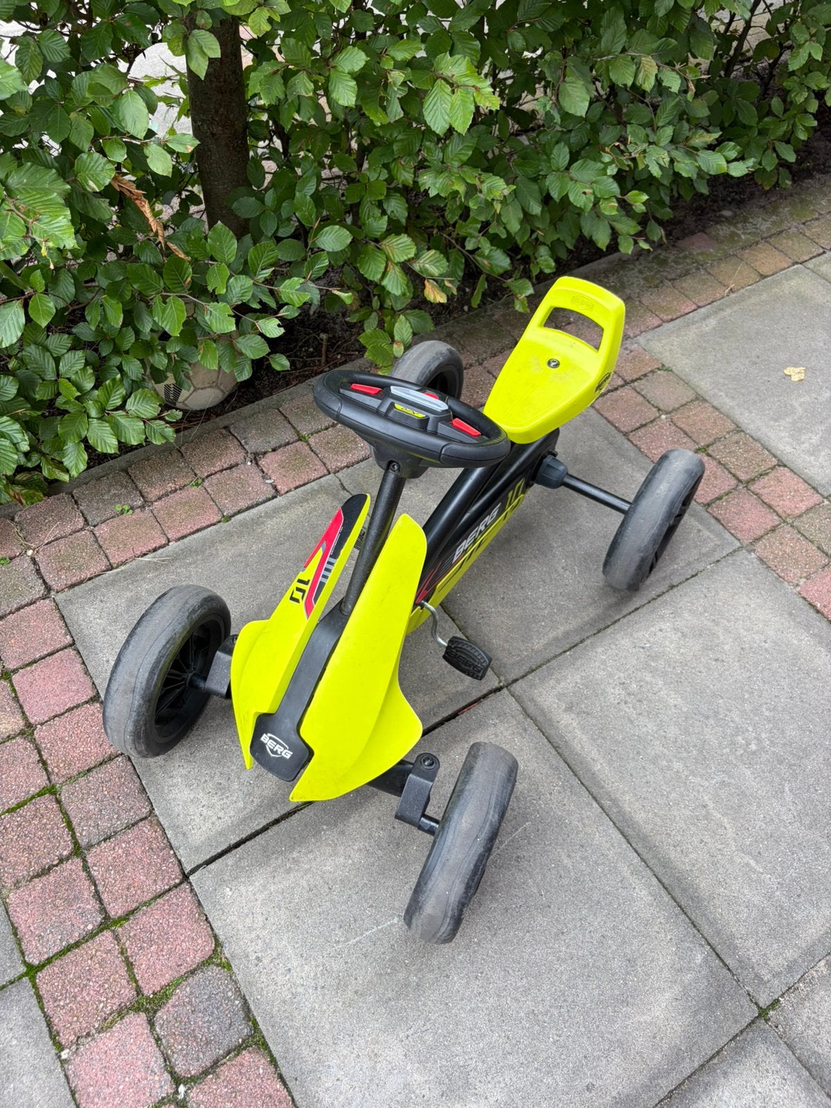 BERG Buzzy Aero skelter – Zo goed als nieuw! (2 t/m 5 jaar), Kinderen en Baby's, Ophalen, Zo goed als nieuw, Berg