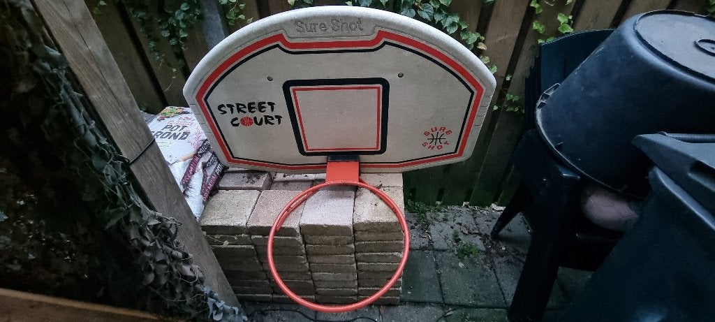 basketbalring met bord en ophangbeugels, Ophalen, Gebruikt, Ring, Bord of Paal