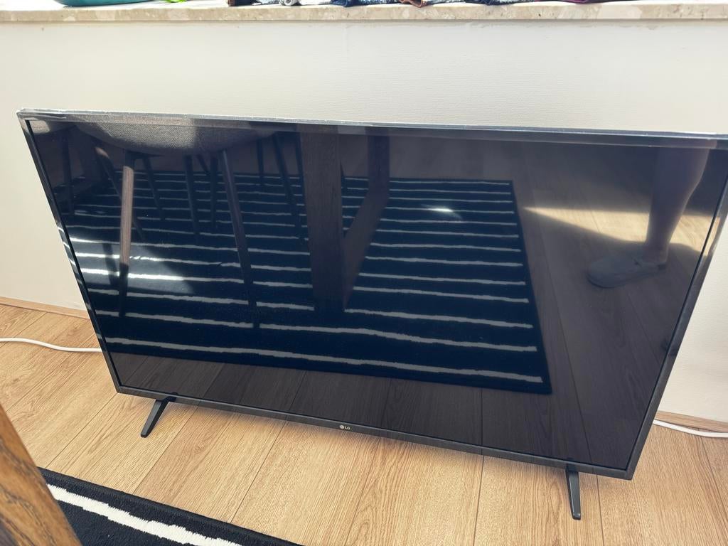 42inch LG 43UQ75003LF TV, LED, 50 Hz, Ophalen of Verzenden, Zo goed als nieuw