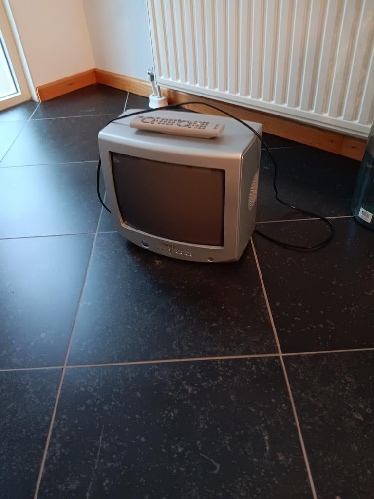 Beeldbuis tv nieuw (klein), 50 Hz, Zo goed als nieuw, 40 tot 60 cm, Ophalen
