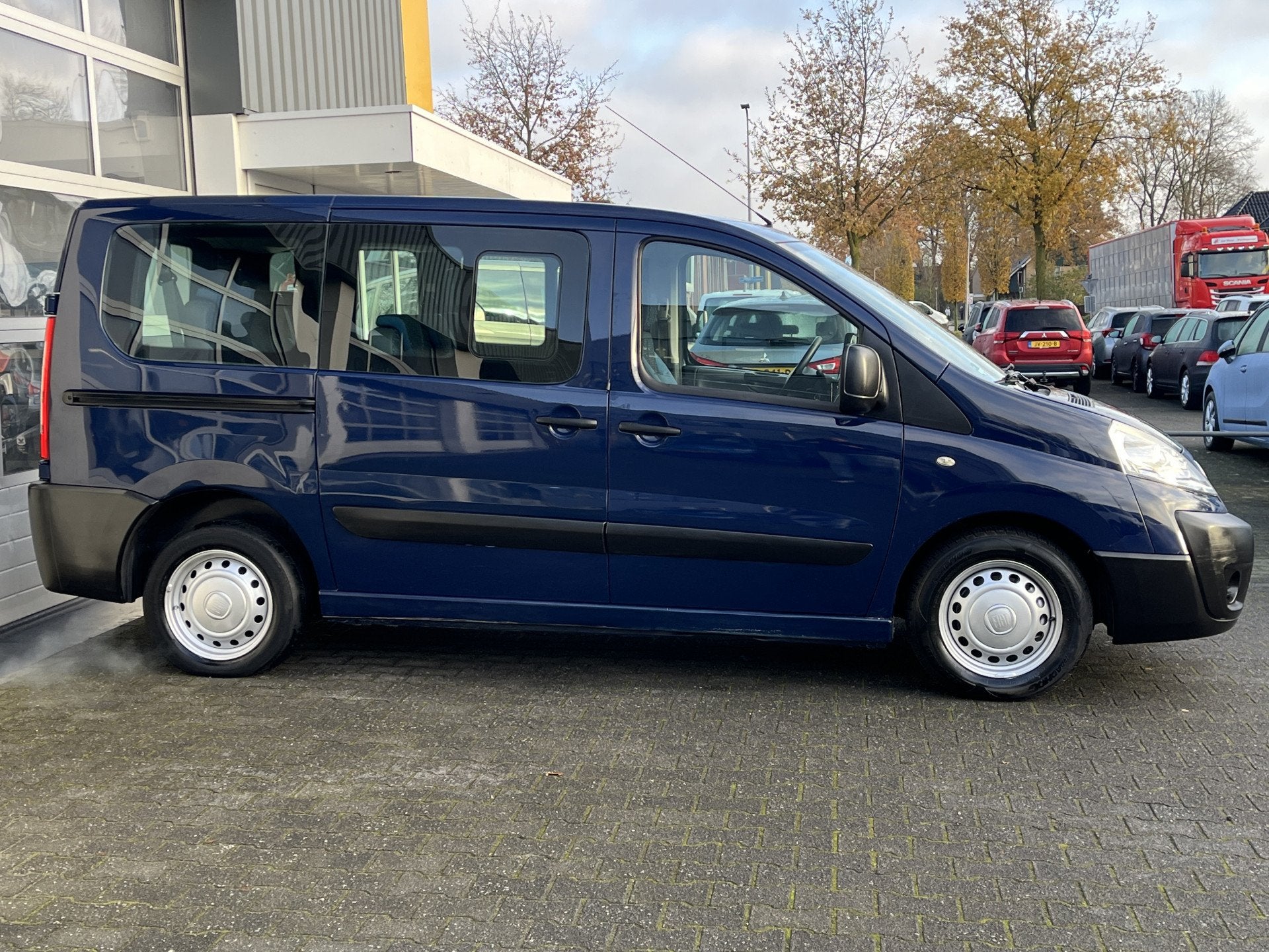 Fiat Scudo Combinato 9-persoons 1.6 MultiJet BTW vrij Stuurb, Auto's, Fiat, Stof, Gebruikt, Zwart, 2000 kg