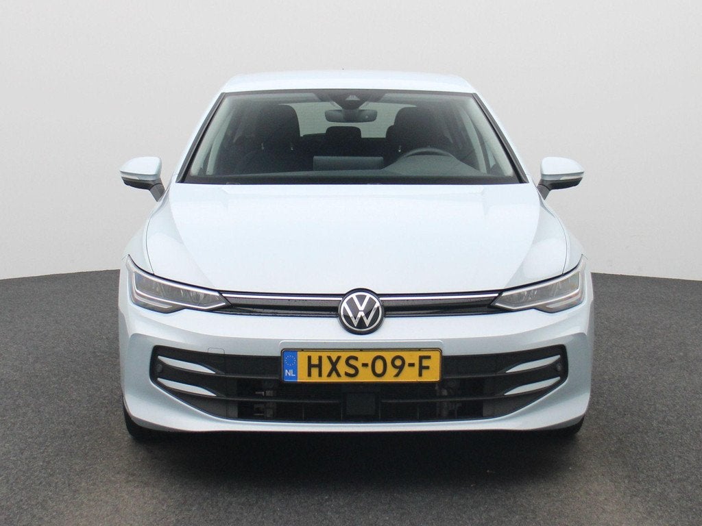 Volkswagen Golf 1.5 eHybrid Life Edition | Automaat | Naviga, 12 maanden, Stof, 1498 cc, 4 cilinders