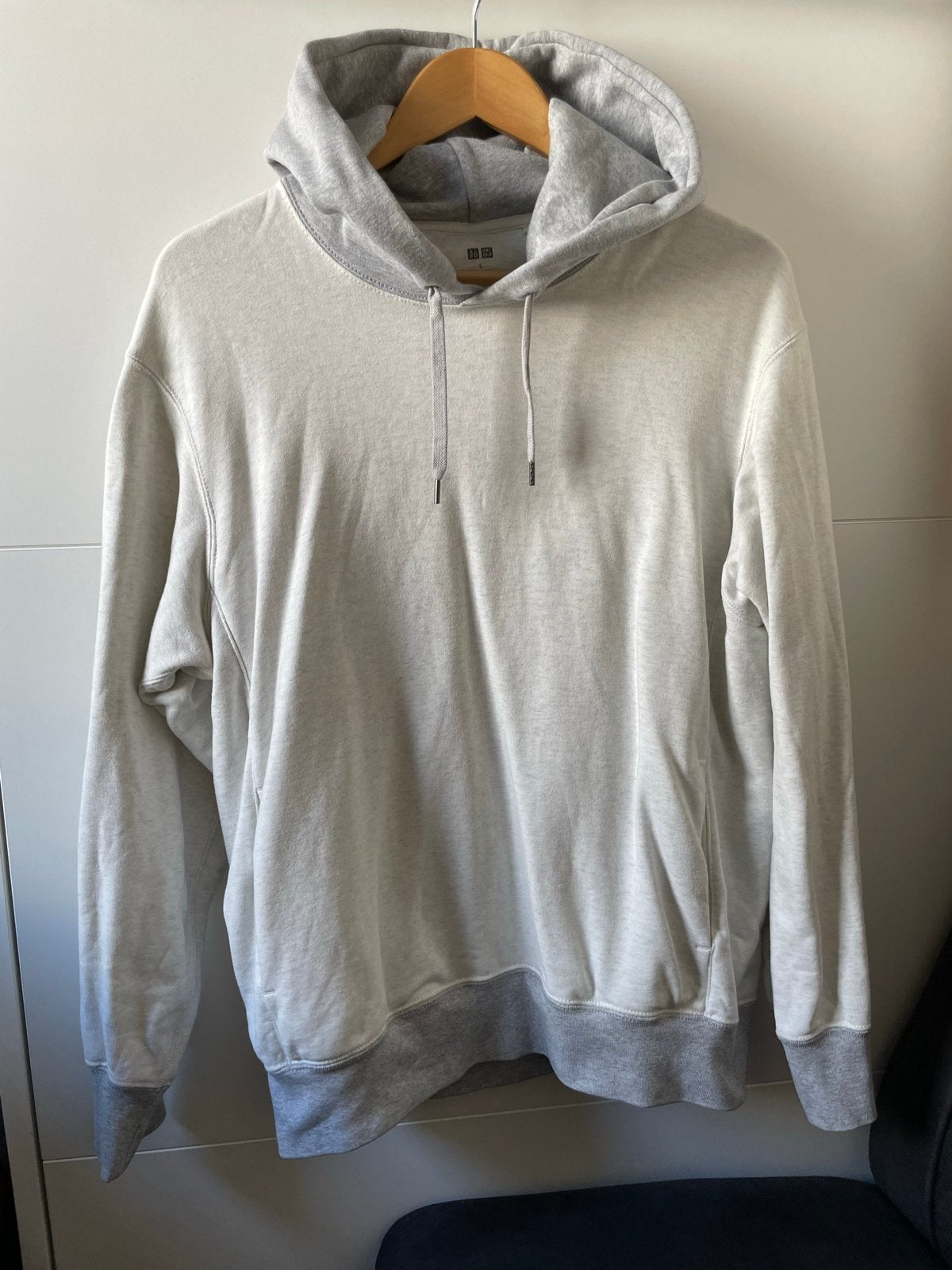 Uniqlo hoodie grijs maat L, Kleding | Heren, Ophalen of Verzenden, Gedragen