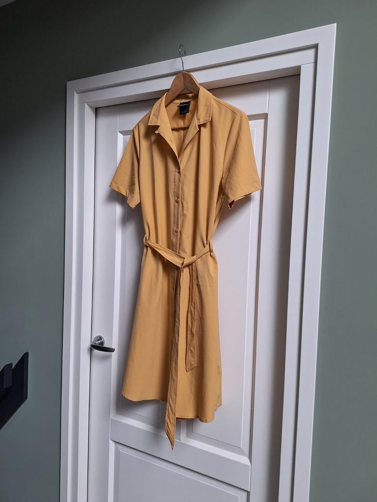 Jack Wolfskin Gele Jurk met Knoopsluiting en Ceintuur, Maat 38/40 (M), Geel, Nieuw, Ophalen of Verzenden