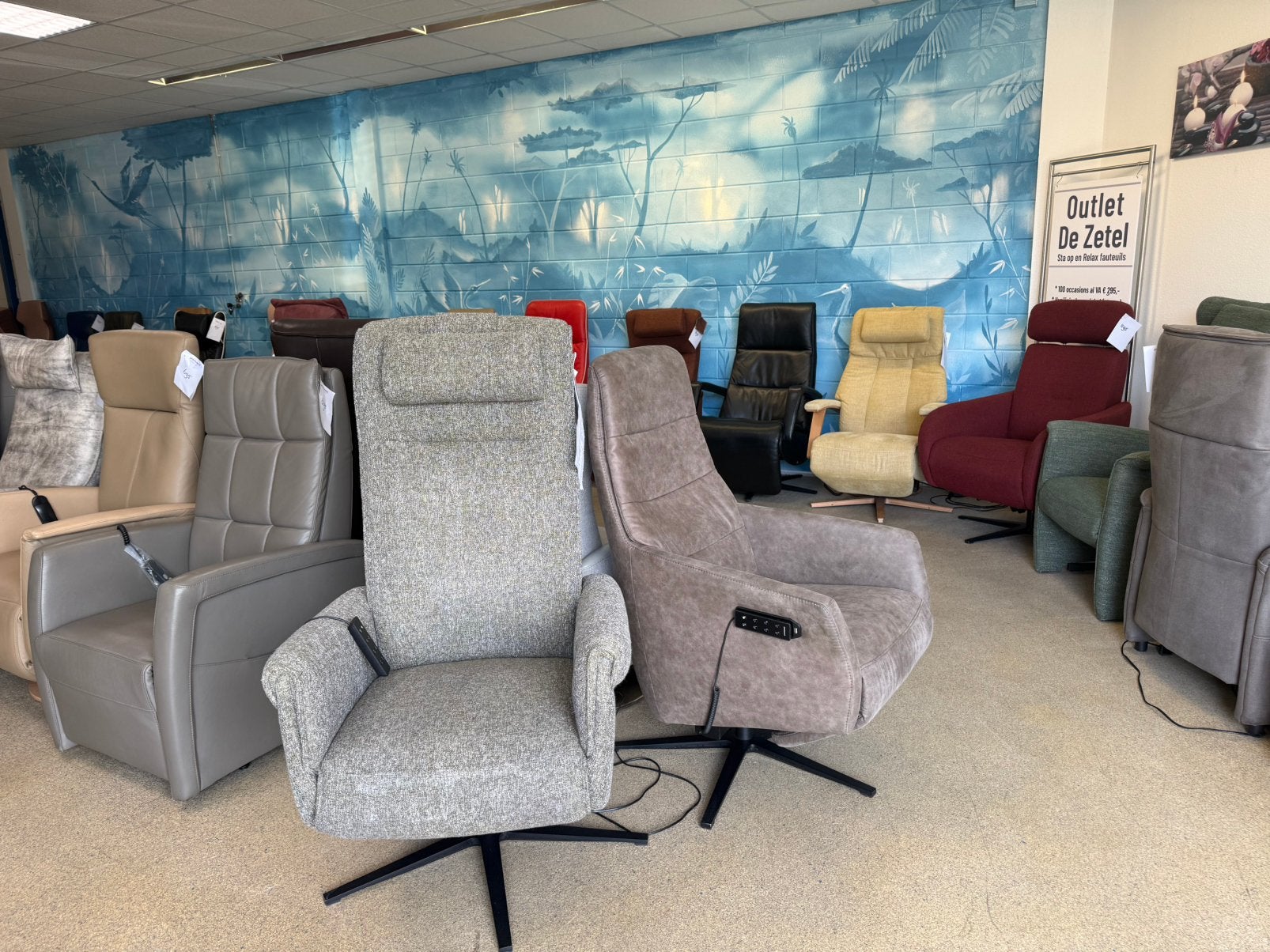 Tweedehands velderhof prominent sta op en relax stoel, Ophalen of Verzenden, Zo goed als nieuw, Ruim 100 fauteuils in alle kleuren en maten