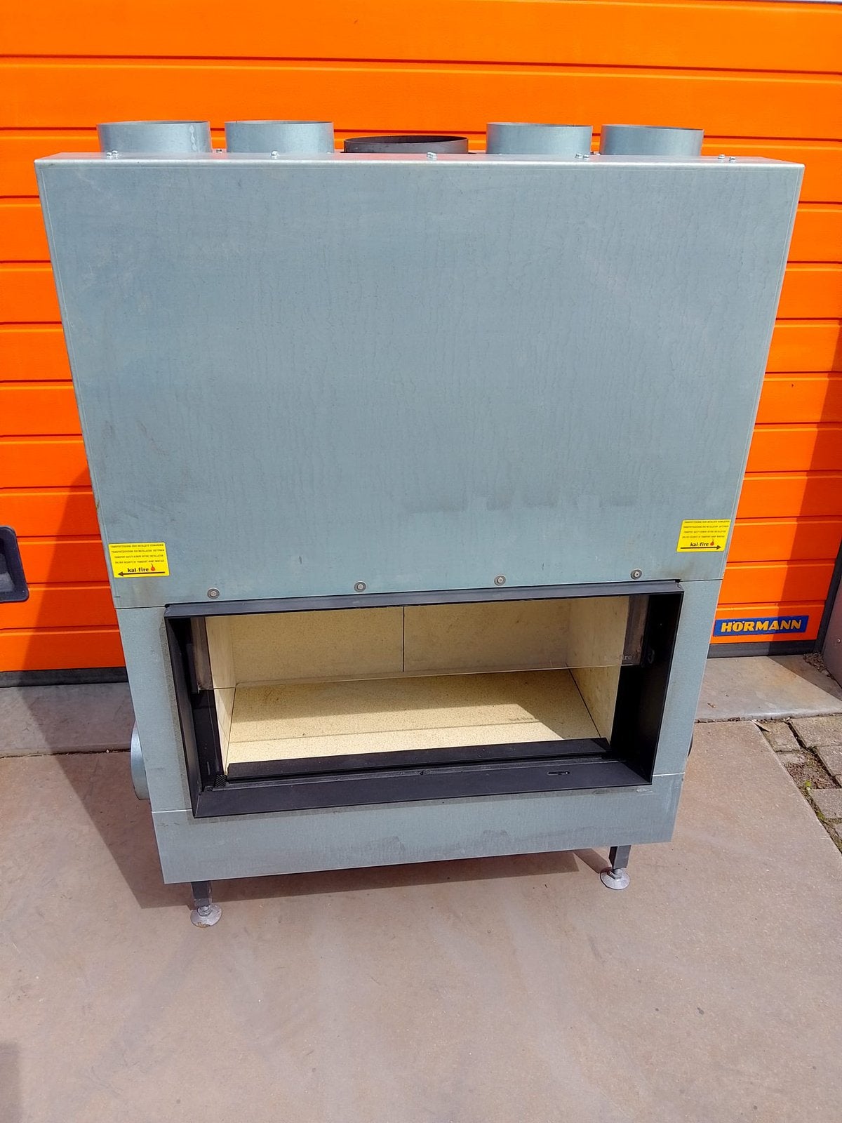 Demo model KALFIRE liftdeur haard houtkachel inbouwkachel, Ophalen, Houtkachel, Zo goed als nieuw, Inbouw